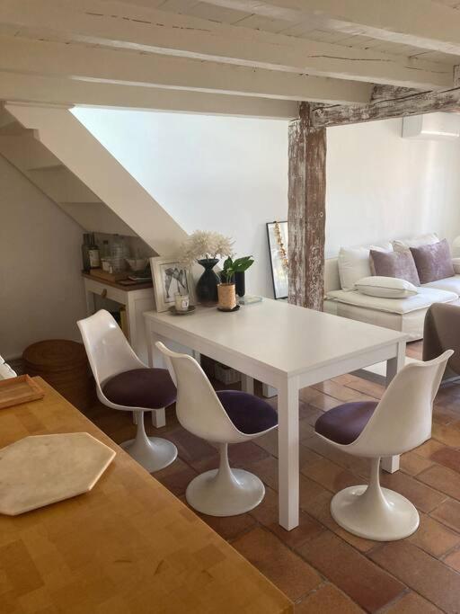 Charmant Deux Pieces Dans Le Quartier Du Port Nice Ngoại thất bức ảnh